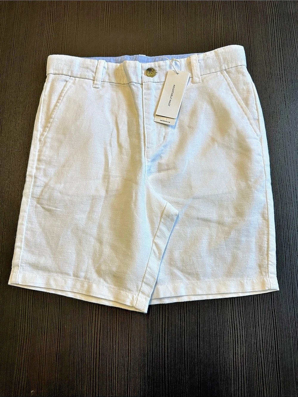 DANIEL AND JACK Bermuda Shorts in White NWT
